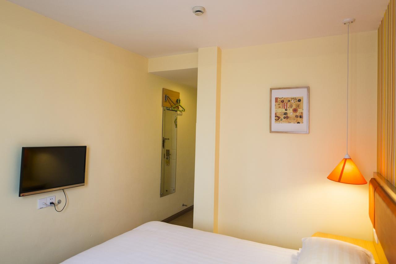 Home Inn Beijing Daguanyuan Экстерьер фото